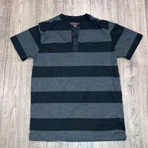 Men short sleeve hanley shirt size medium